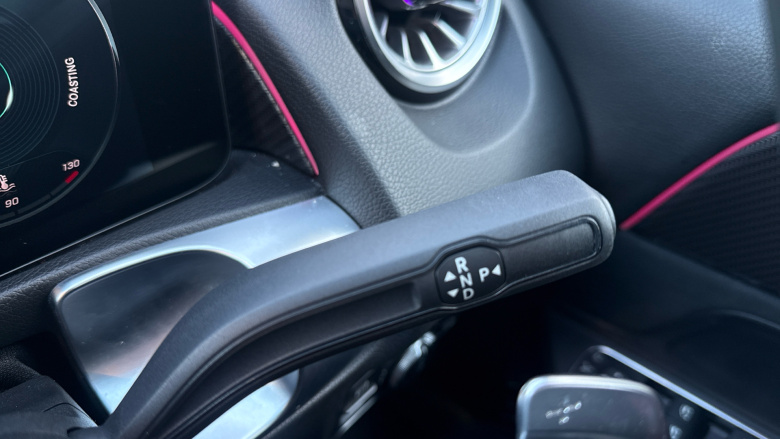 Mercedes-Benz GLB 200 AMG Line Premium 5dr 7G-Tronic Petrol Estate